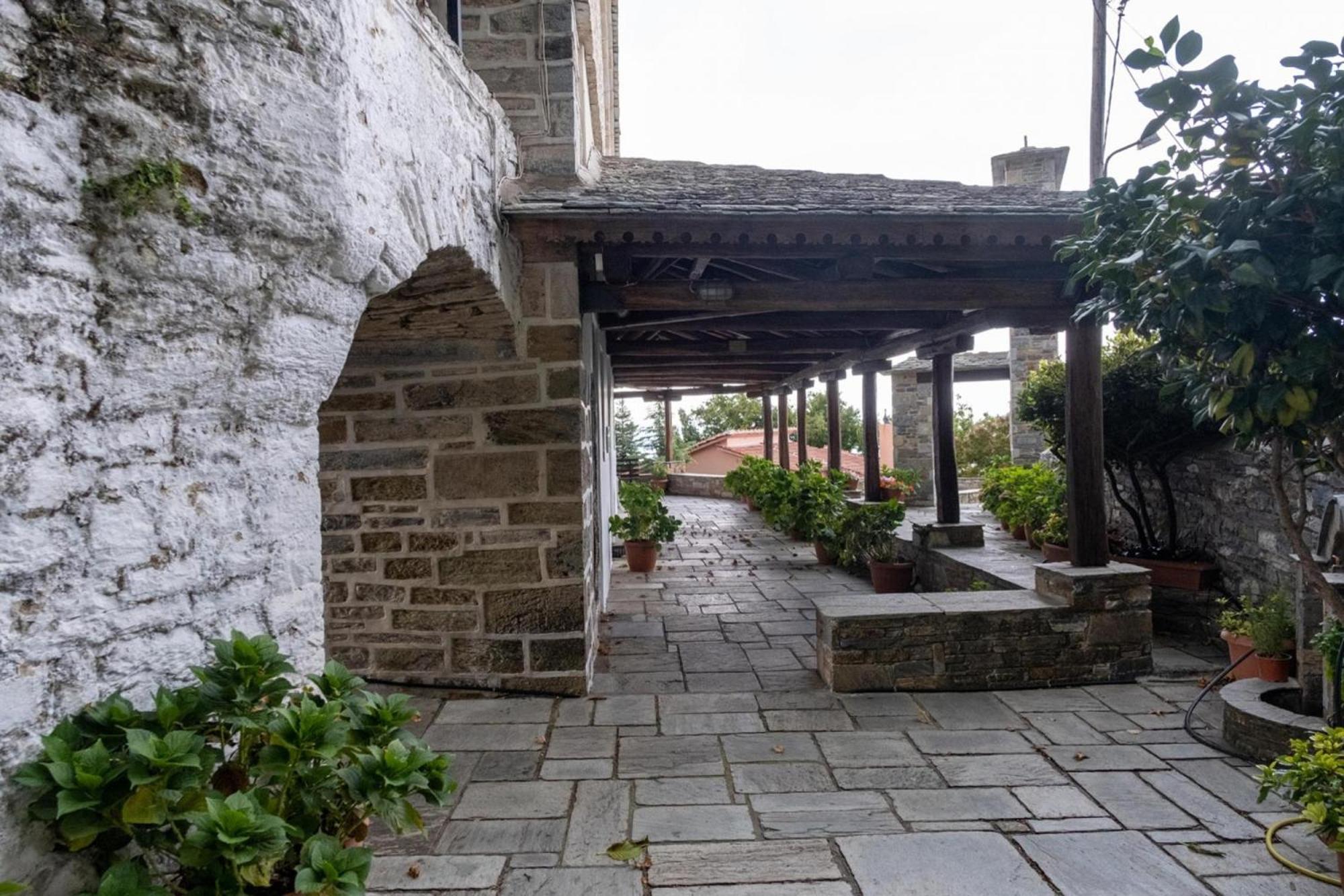 Archontiko Michael Pelion Aparthotel Vizitsa Exterior photo
